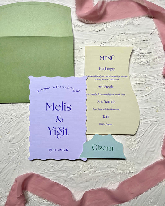 Lila dalgalı kesim masa kartı & menü seti